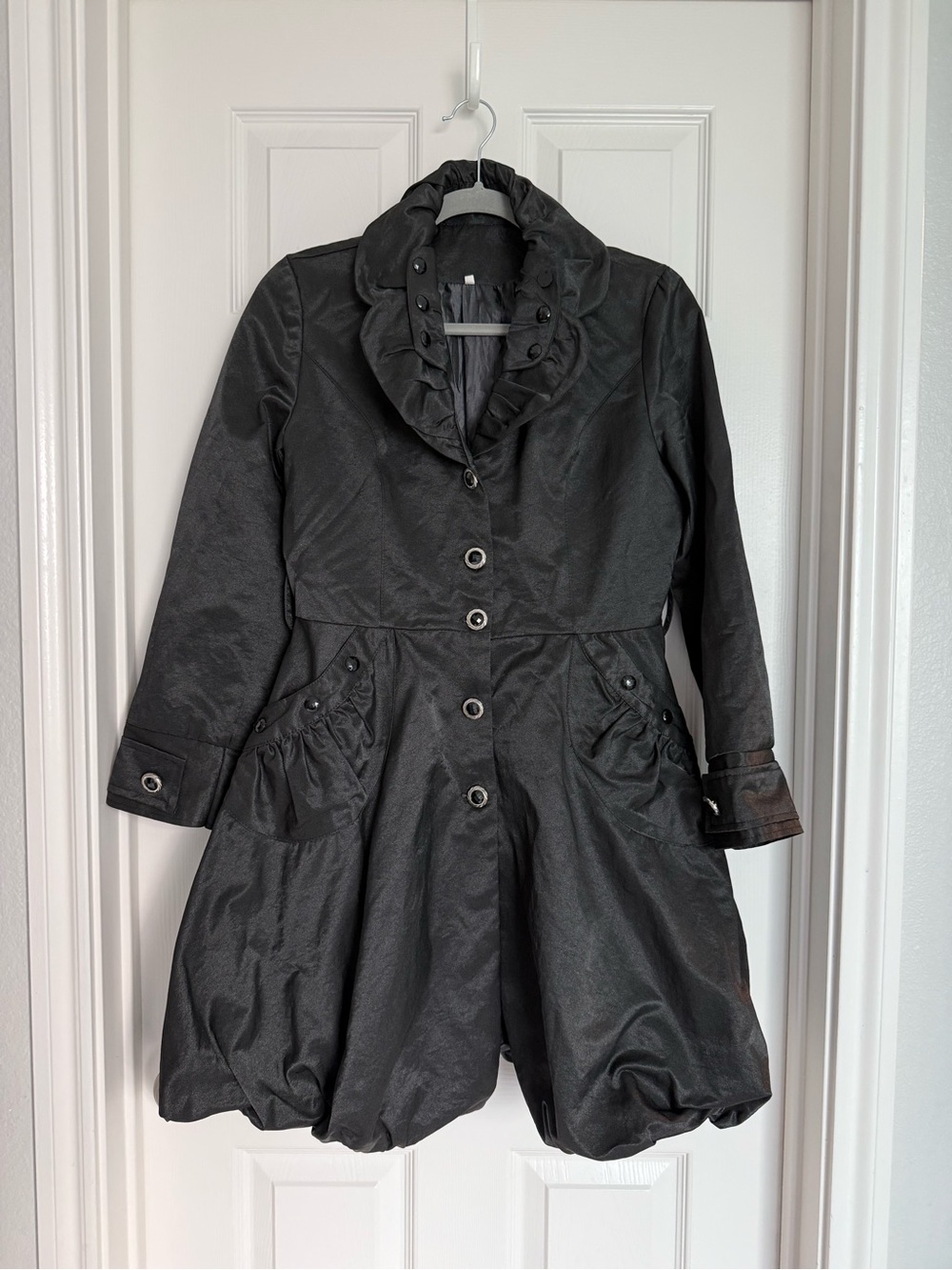 Vintage Black Ruffle-Collar Dress Coat